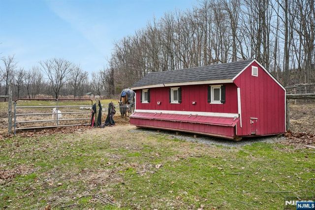 75 Mount Hermon Road, Blairstown, NJ 07825