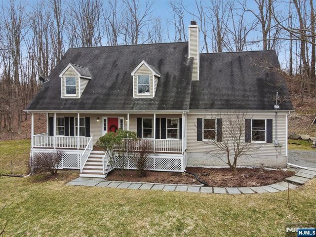 75 Mount Hermon Road, Blairstown, NJ 07825