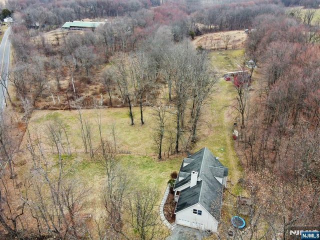 75 Mount Hermon Road, Blairstown, NJ 07825