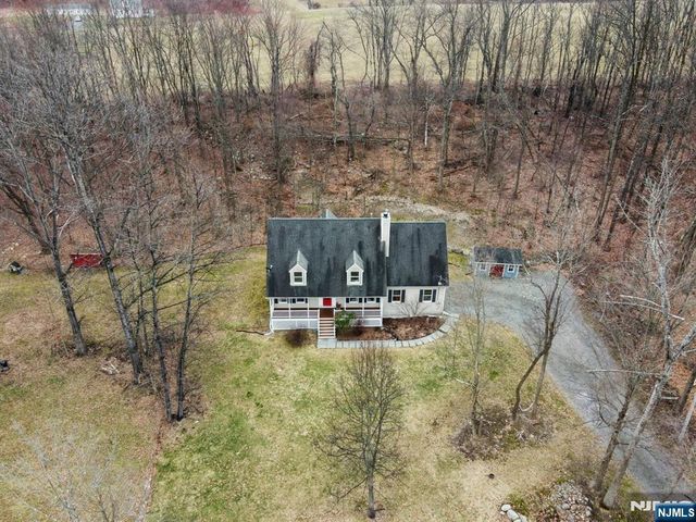 75 Mount Hermon Road, Blairstown, NJ 07825