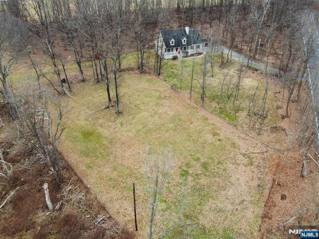 75 Mount Hermon Road, Blairstown, NJ 07825