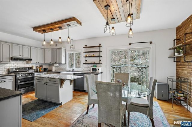 75 Mount Hermon Road, Blairstown, NJ 07825