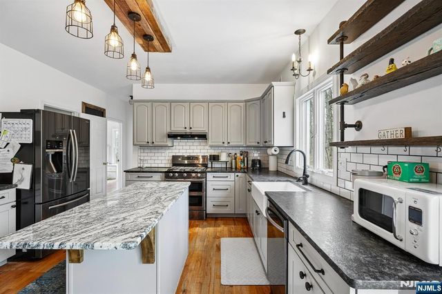 75 Mount Hermon Road, Blairstown, NJ 07825