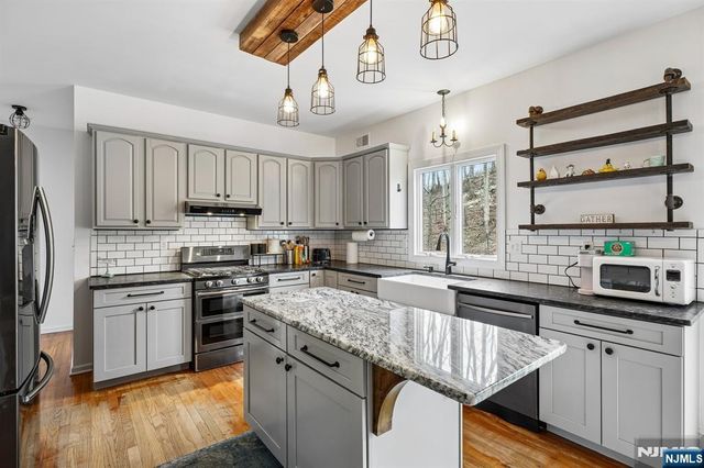 75 Mount Hermon Road, Blairstown, NJ 07825