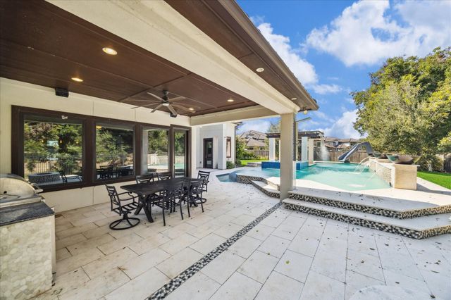 79 Amber Hollow Court, Sugar Land, TX 77479