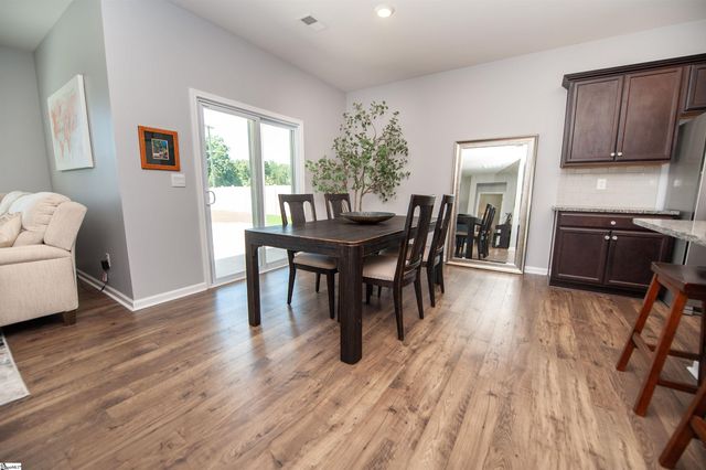 303 Splendid Place, Simpsonville, SC 29680