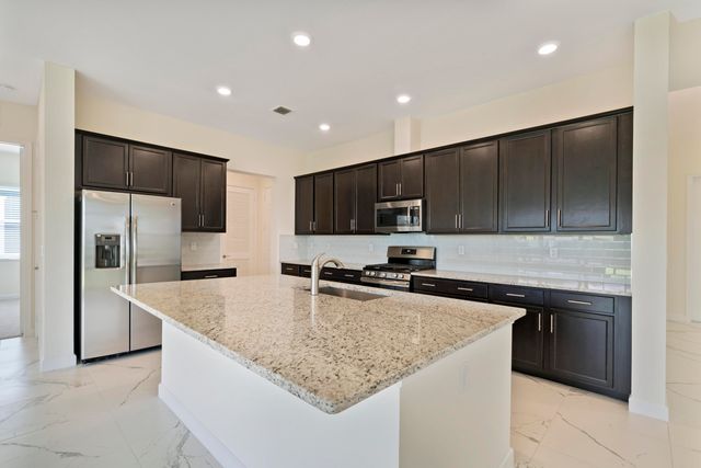 19551 Split Rail Run, Loxahatchee, FL 33470
