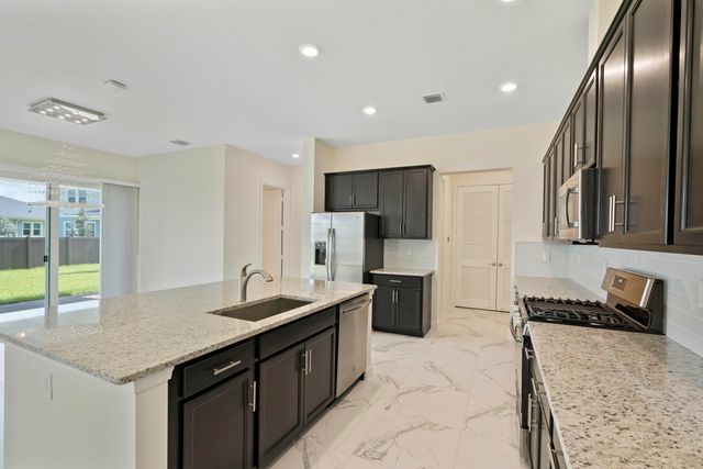 19551 Split Rail Run, Loxahatchee, FL 33470