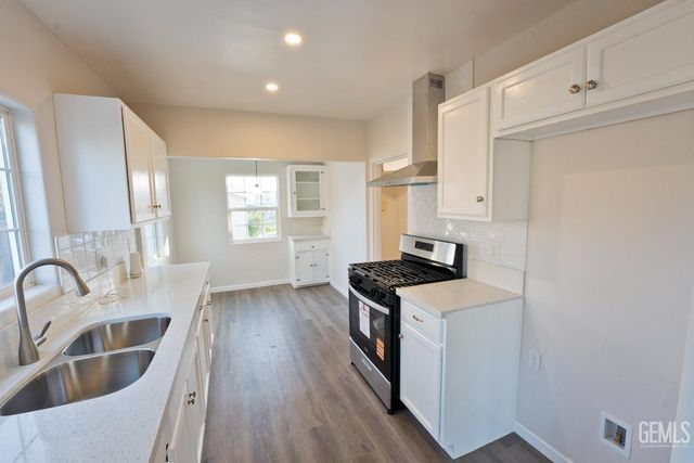 331 Francis Street, Bakersfield, CA 93308