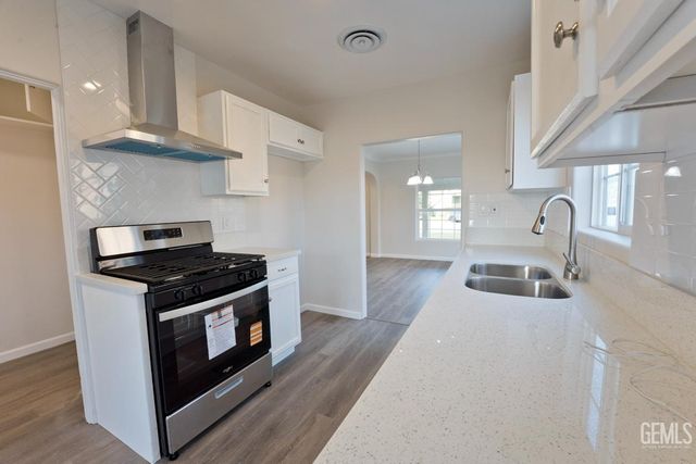 331 Francis Street, Bakersfield, CA 93308