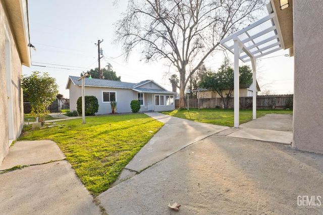 331 Francis Street, Bakersfield, CA 93308