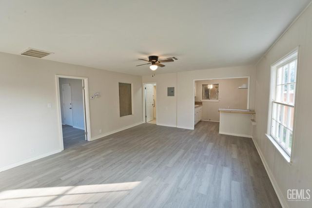 331 Francis Street, Bakersfield, CA 93308