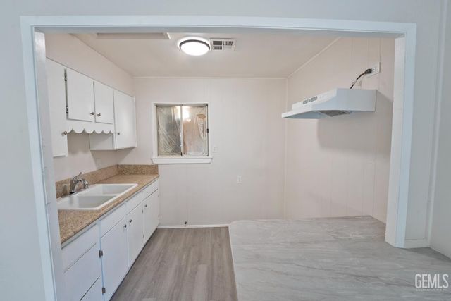 331 Francis Street, Bakersfield, CA 93308