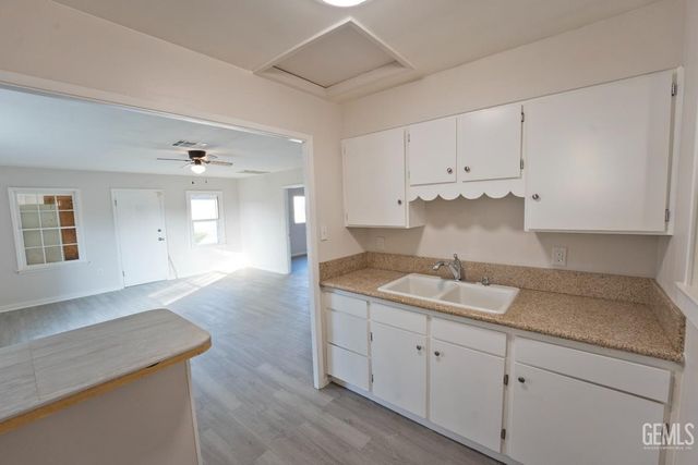 331 Francis Street, Bakersfield, CA 93308