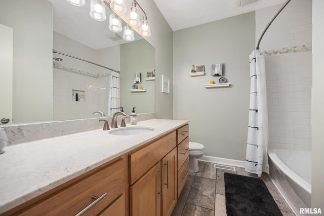 1232 WHEATFIELD Drive, Morton, IL 61550