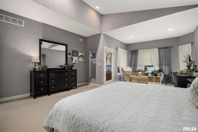 1232 WHEATFIELD Drive, Morton, IL 61550