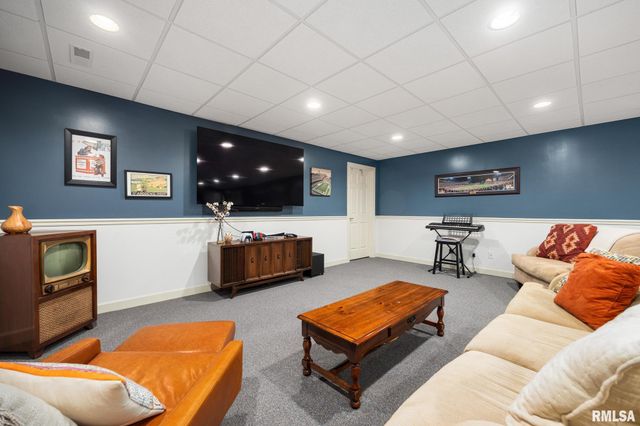 1232 WHEATFIELD Drive, Morton, IL 61550