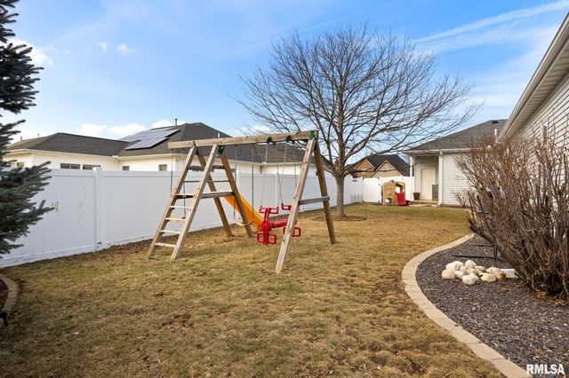 1232 WHEATFIELD Drive, Morton, IL 61550