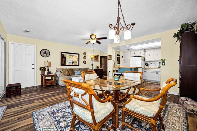 219 ELMWOOD CIRCLE 219, Seminole, FL 33777