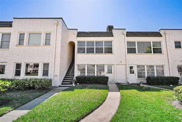 219 ELMWOOD CIRCLE 219, Seminole, FL 33777