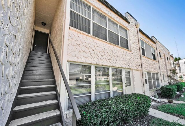 219 ELMWOOD CIRCLE 219, Seminole, FL 33777