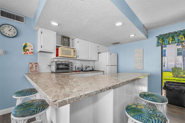 219 ELMWOOD CIRCLE 219, Seminole, FL 33777