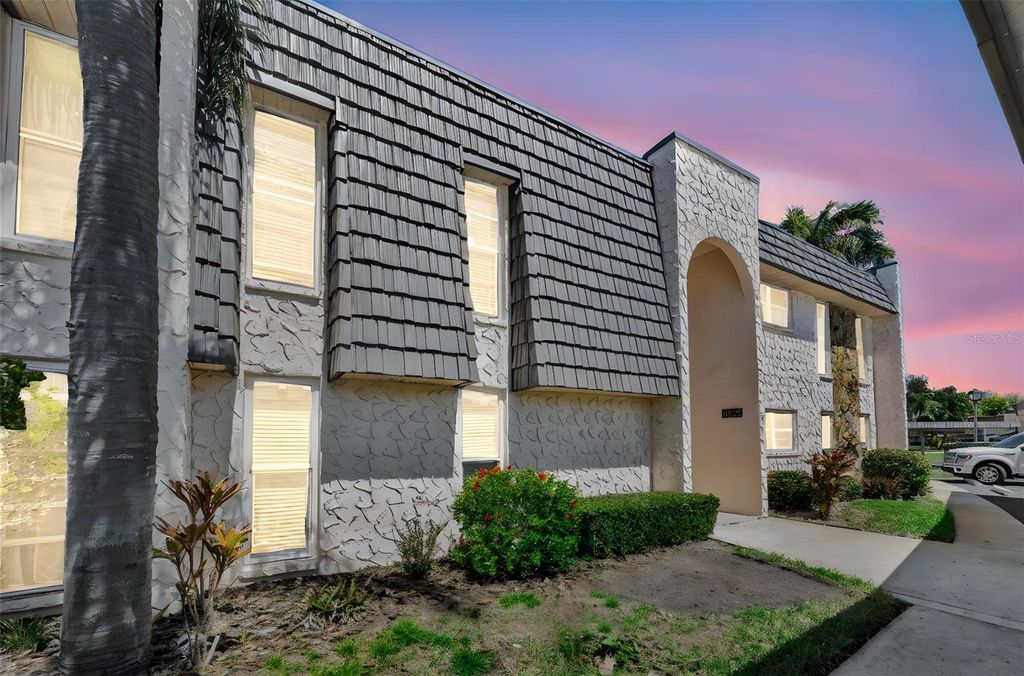 219 ELMWOOD CIRCLE 219, Seminole, FL 33777