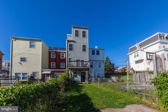 129 SIXTH ST, Bridgeport, PA 19405