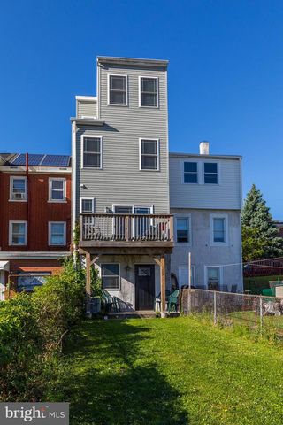 129 SIXTH ST, Bridgeport, PA 19405