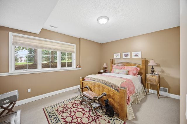 31874 Silverado Point, Waukee, IA 50263