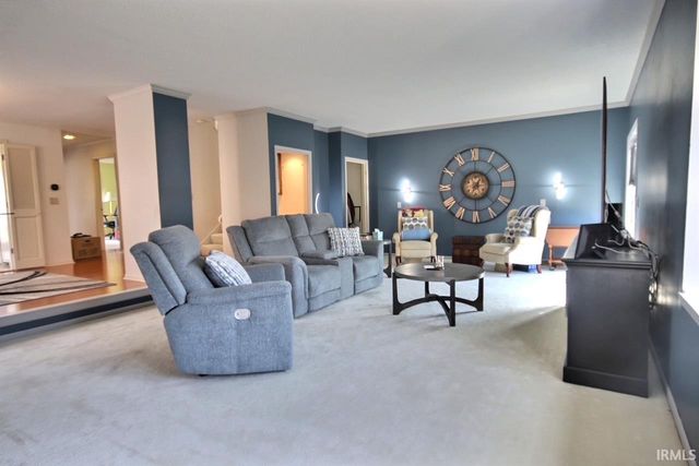 6736 Covington Creek Trail, Fort Wayne, IN 46804