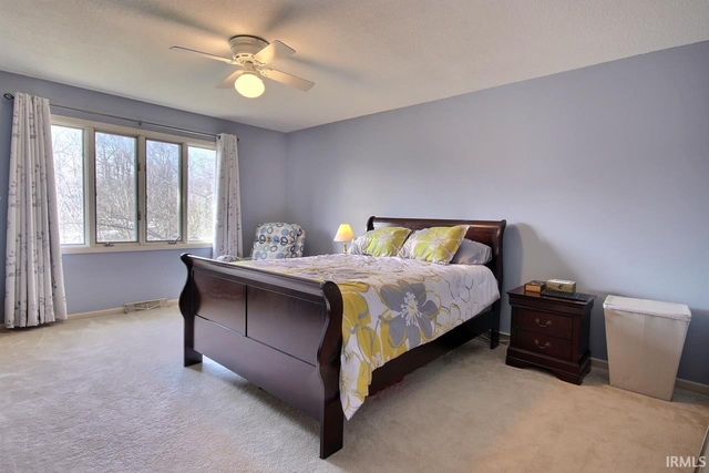 6736 Covington Creek Trail, Fort Wayne, IN 46804