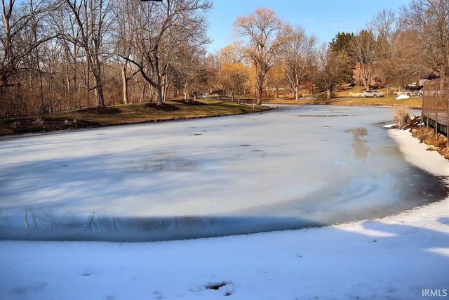 6736 Covington Creek Trail, Fort Wayne, IN 46804