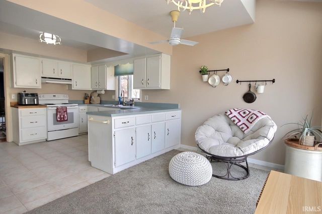 6736 Covington Creek Trail, Fort Wayne, IN 46804