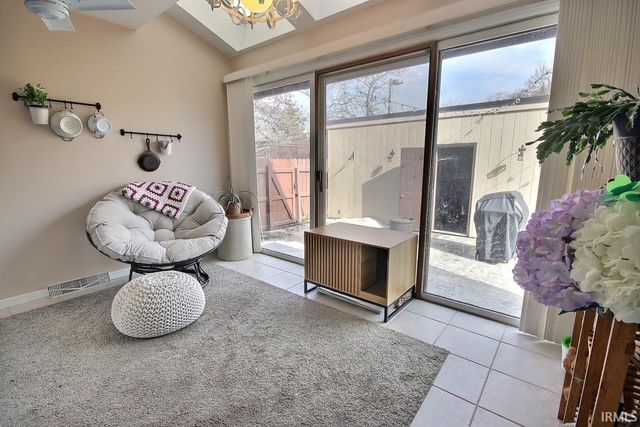 6736 Covington Creek Trail, Fort Wayne, IN 46804