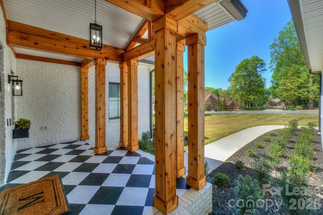 153 High Hills Drive, Mooresville, NC 28117