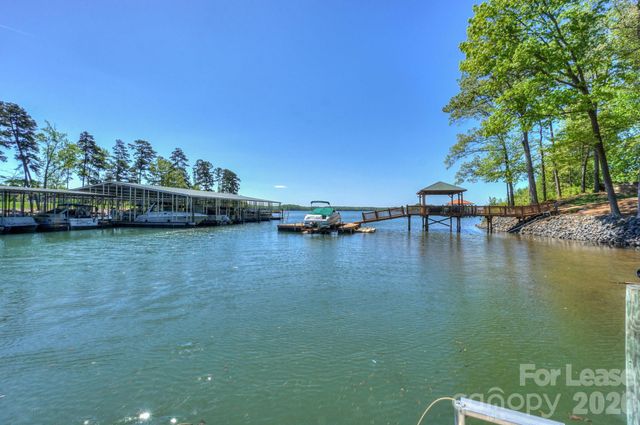 153 High Hills Drive, Mooresville, NC 28117