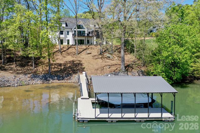 153 High Hills Drive, Mooresville, NC 28117