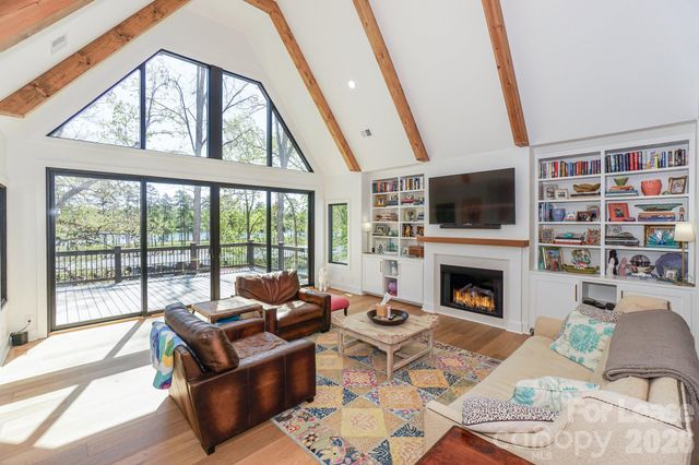 153 High Hills Drive, Mooresville, NC 28117