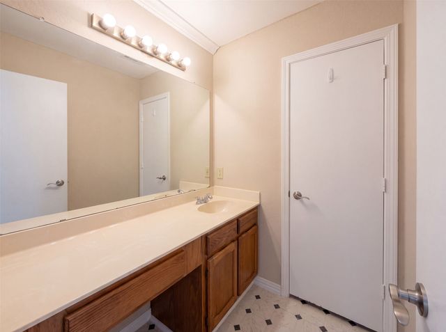 2739 April Hill Lane, Dallas, TX 75287
