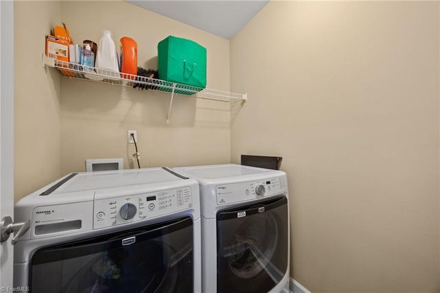 6156 Brinkley Park Drive, Belews Creek, NC 27009