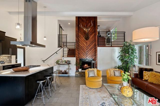 4460 San Andreas Avenue, Los Angeles, CA 90065
