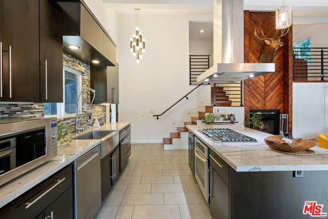 4460 San Andreas Avenue, Los Angeles, CA 90065