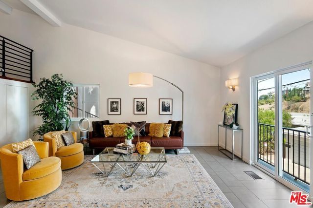 4460 San Andreas Avenue, Los Angeles, CA 90065