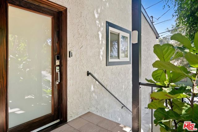 4460 San Andreas Avenue, Los Angeles, CA 90065