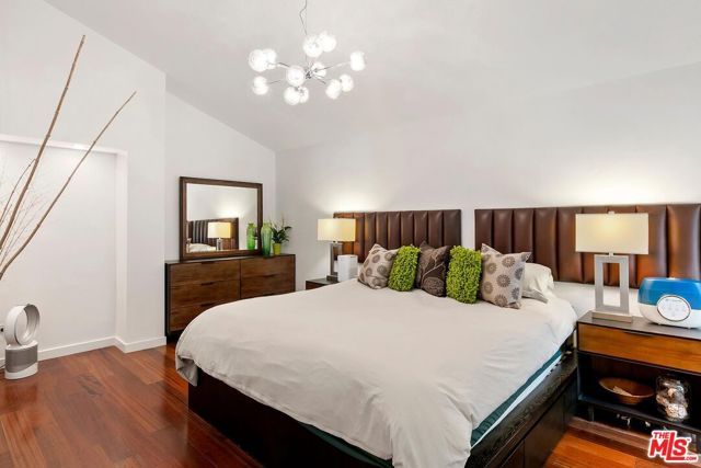4460 San Andreas Avenue, Los Angeles, CA 90065