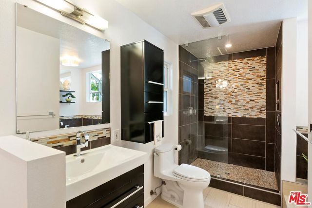 4460 San Andreas Avenue, Los Angeles, CA 90065