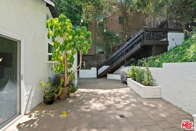 4460 San Andreas Avenue, Los Angeles, CA 90065