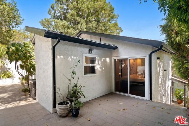 4460 San Andreas Avenue, Los Angeles, CA 90065