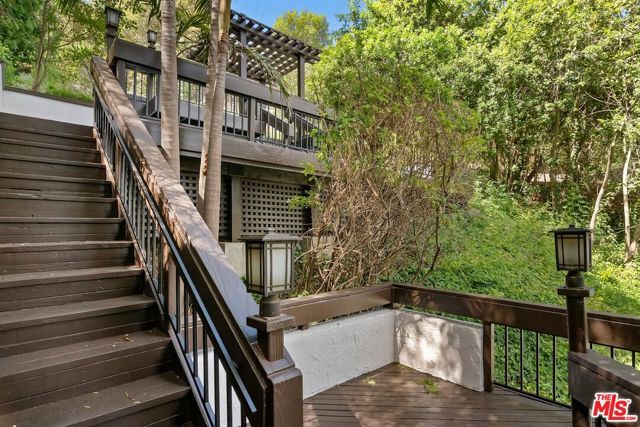 4460 San Andreas Avenue, Los Angeles, CA 90065